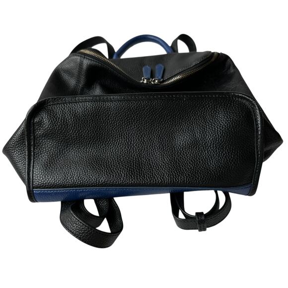 Guess Backpack Black Blue Pebbled Leather Silver Metal Logo Bag 10"x11.75"x4" - Picture 9 of 13